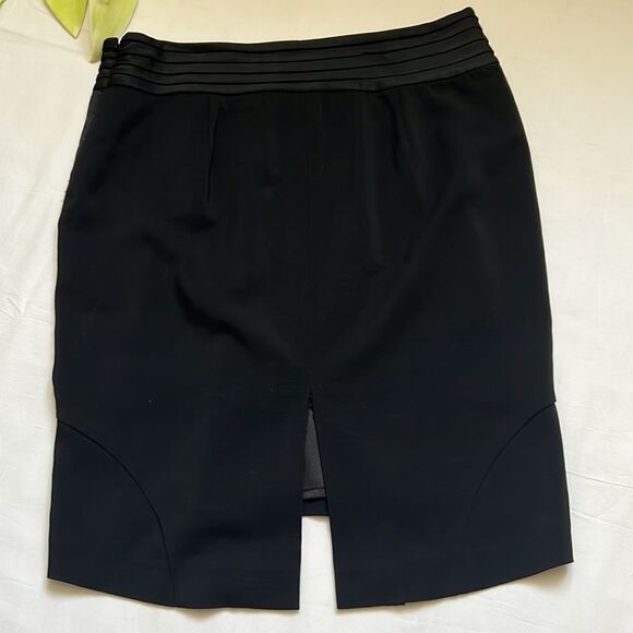 ⭐️CLUB Monaco Wool Blend Skirt⭐️ - Picture 4 of 6